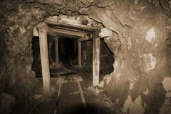 Abandoned Mineshaft - MP3 Download