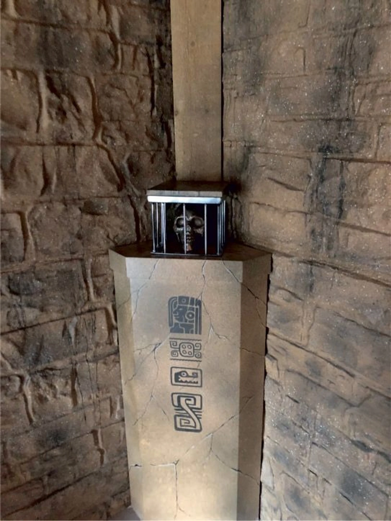 Pharaoh's Revenge DIY Escape Room - Image 2